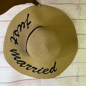 Just Married‎ Floppy Hat